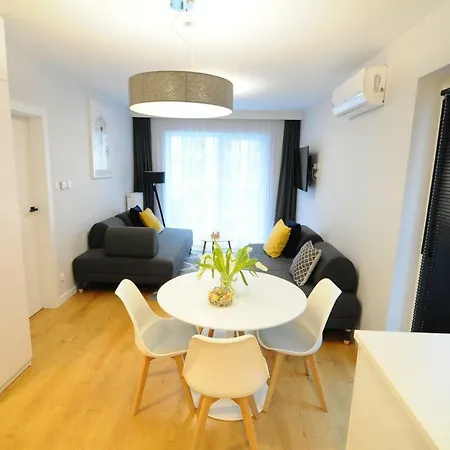 Apartamenty Navigator-Rybacka Kolberg Exterior foto